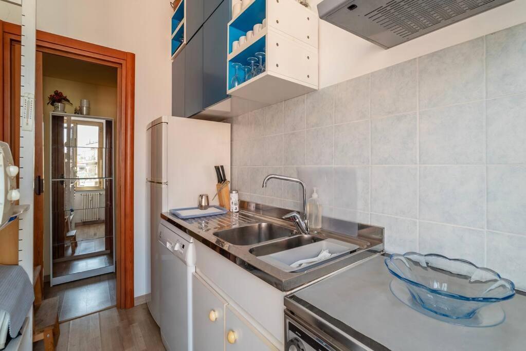 Elegante Appartamento Centrale Rome Exterior photo